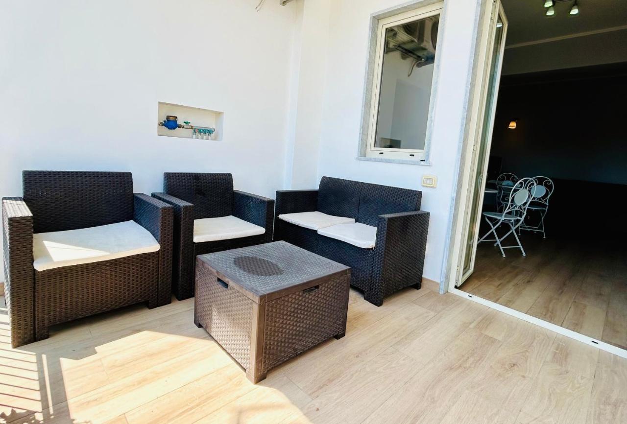 Vivina_081 Hotell Napoli Eksteriør bilde