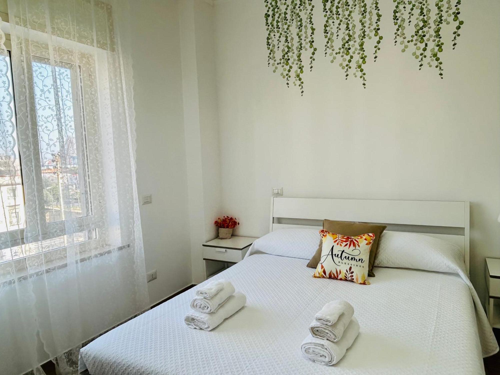 Vivina_081 Hotell Napoli Eksteriør bilde