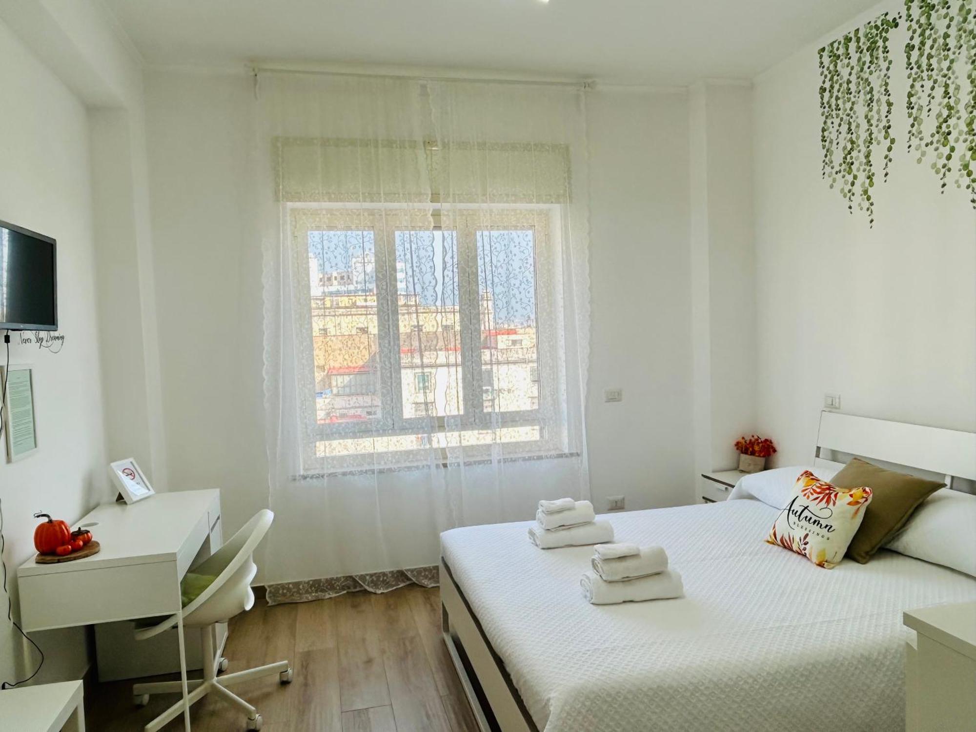 Vivina_081 Hotell Napoli Eksteriør bilde