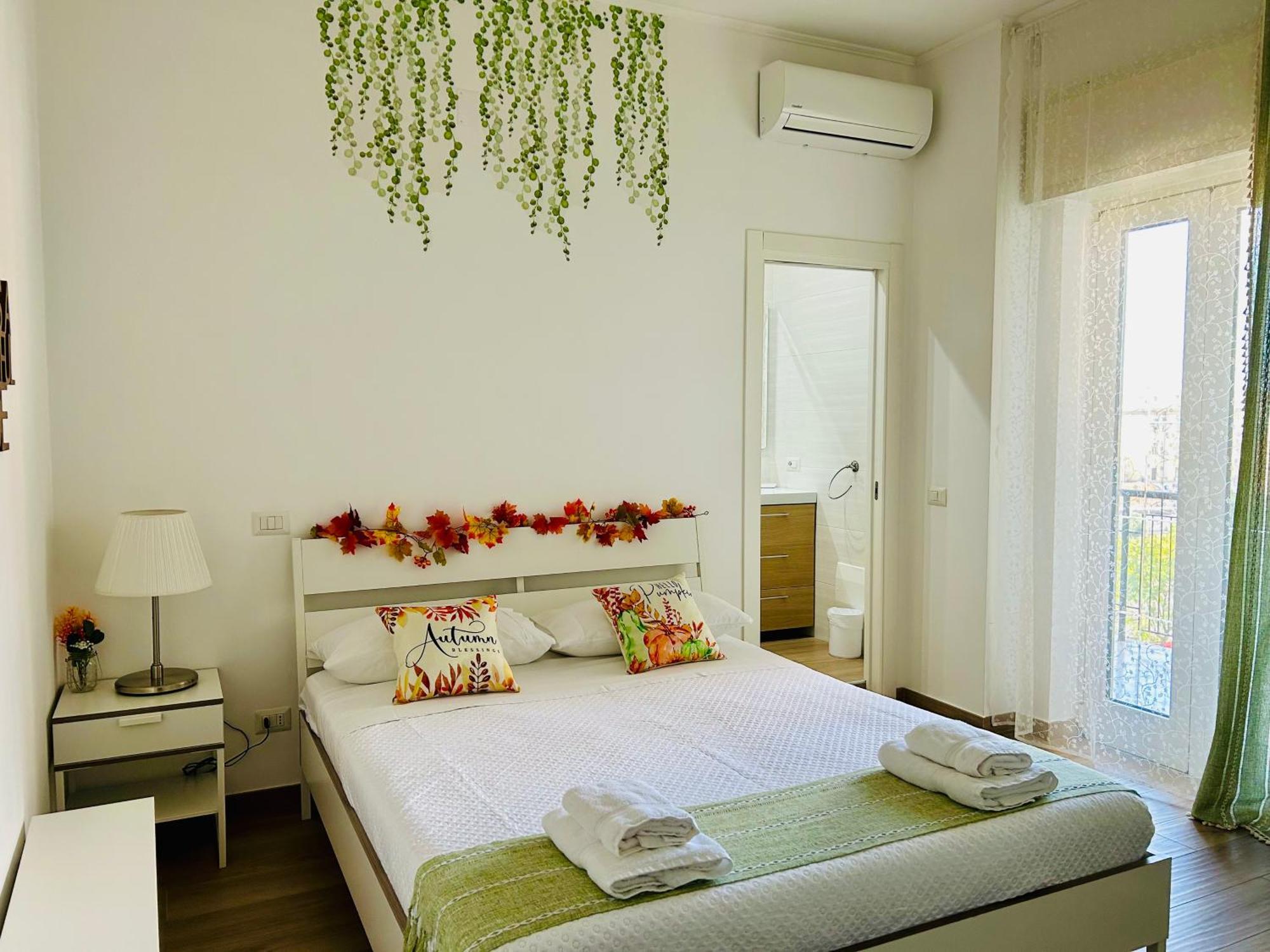 Vivina_081 Hotell Napoli Eksteriør bilde